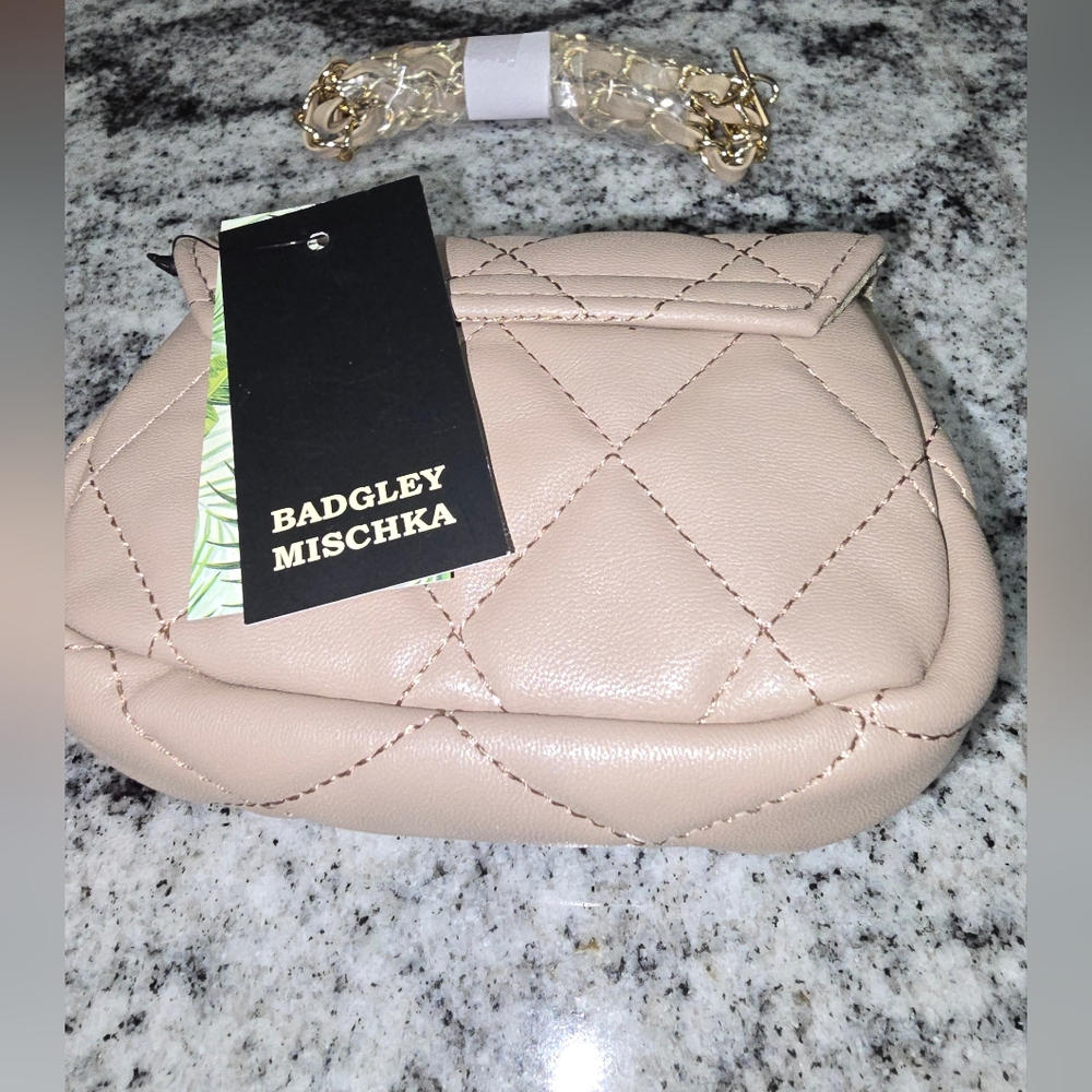 Badgley Mischka - Picture 4 of 6